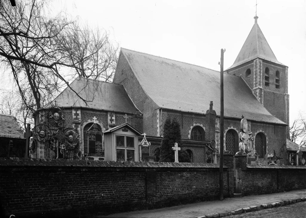 Église Sainte-Elizabeth — Attiches - vue 3
