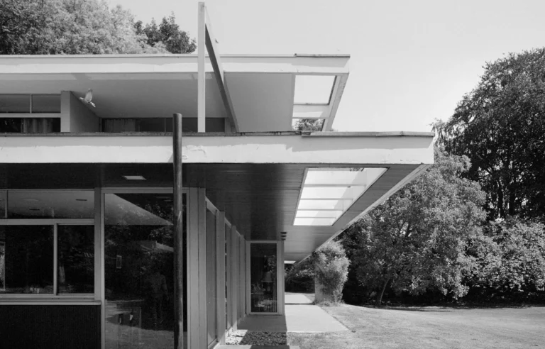 Restauration de la Villa Delcourt / Richard Neutra