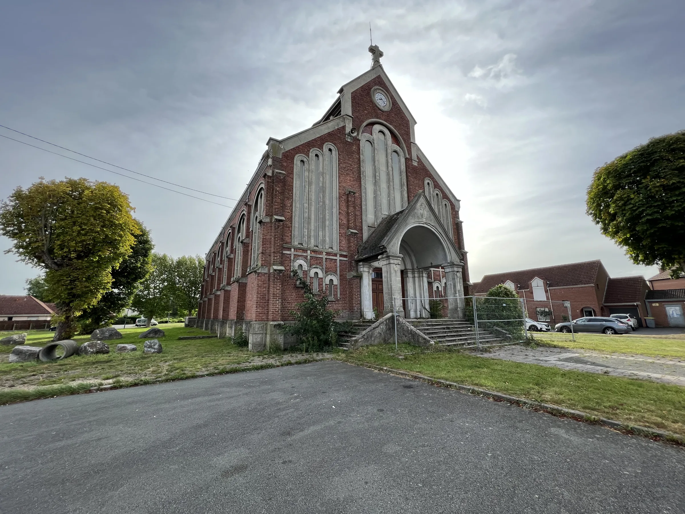 Église Saint-Jacques — Ostricourt
